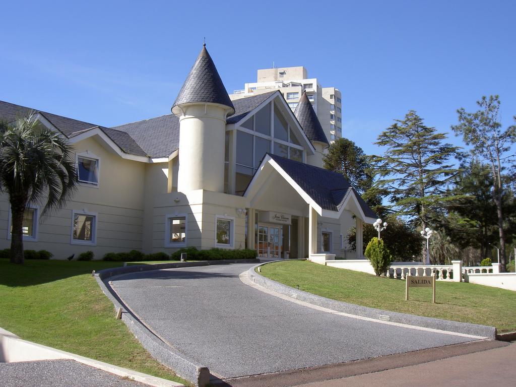让克莱维尔斯公园酒店 埃斯特角城 外观 照片 The clubhouse at the Royal Country Club