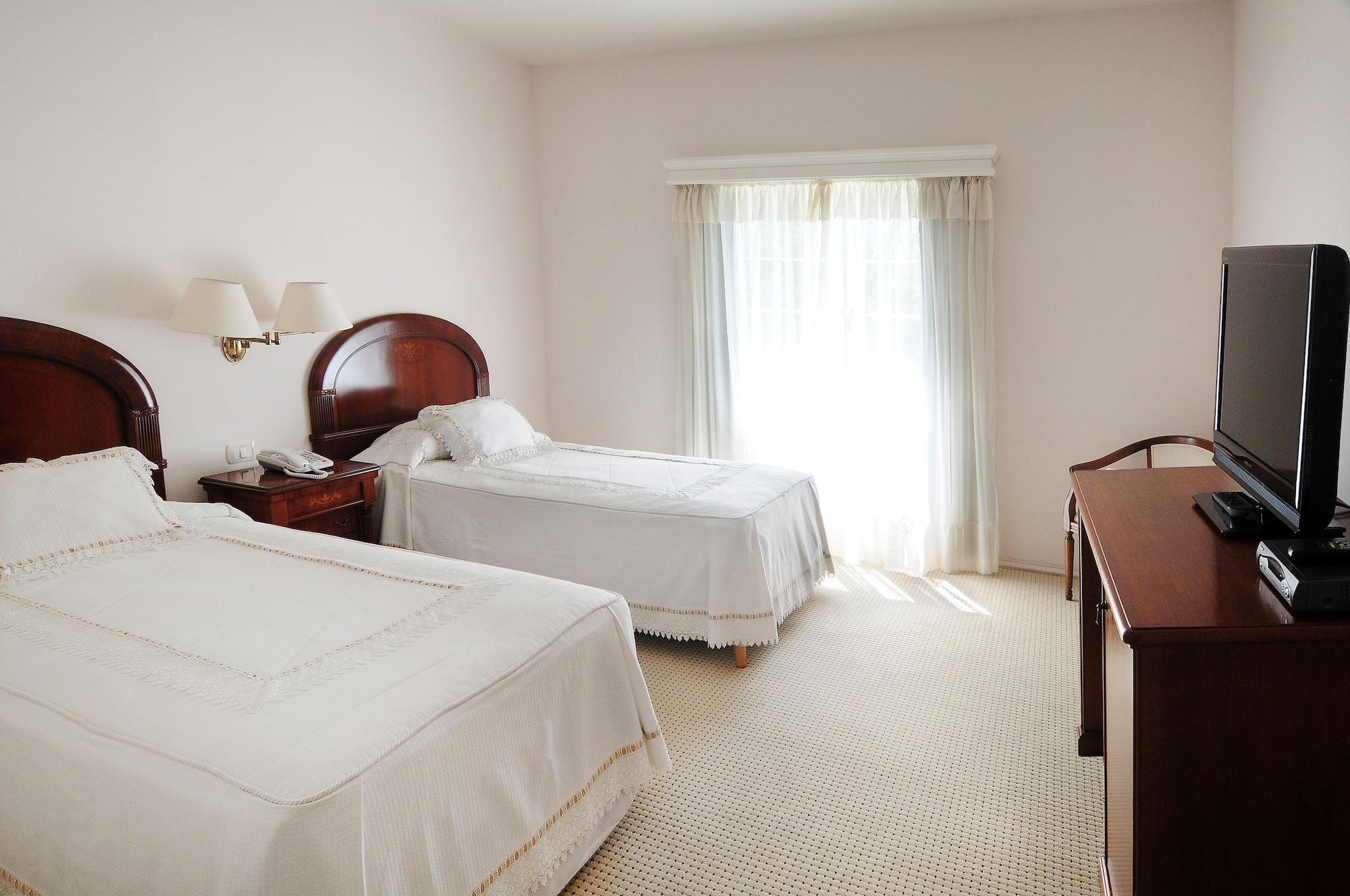 让克莱维尔斯公园酒店 埃斯特角城 外观 照片 A guest room at the Sheraton Vistana Resort